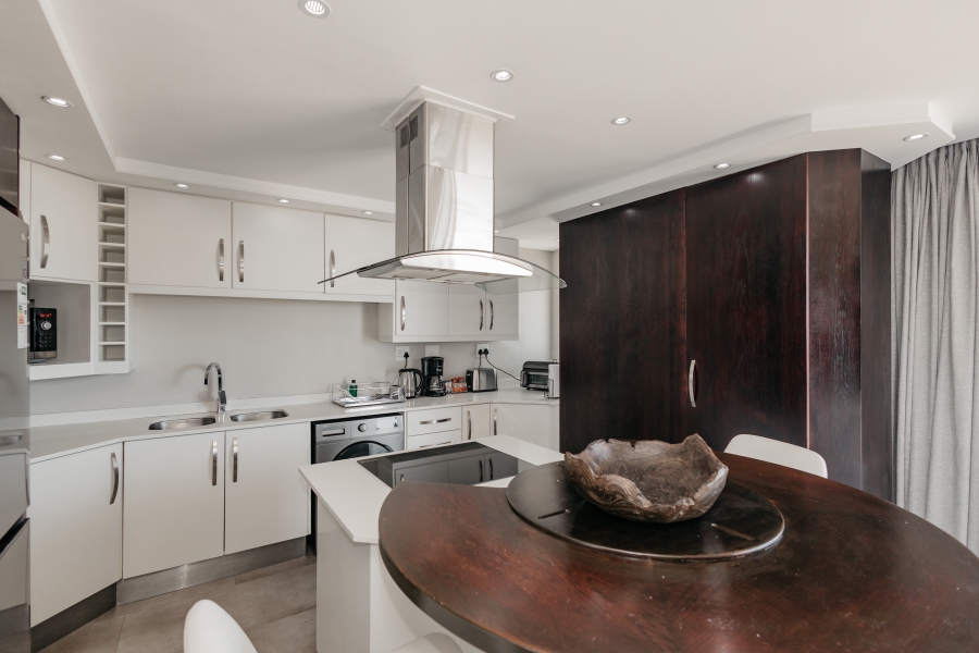 3 Bedroom Property for Sale in Waves Edge Western Cape